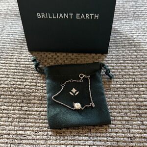 Brand new brilliant earth Premium Akoya Cultured Pearl Bracelet (7mm) in Silver